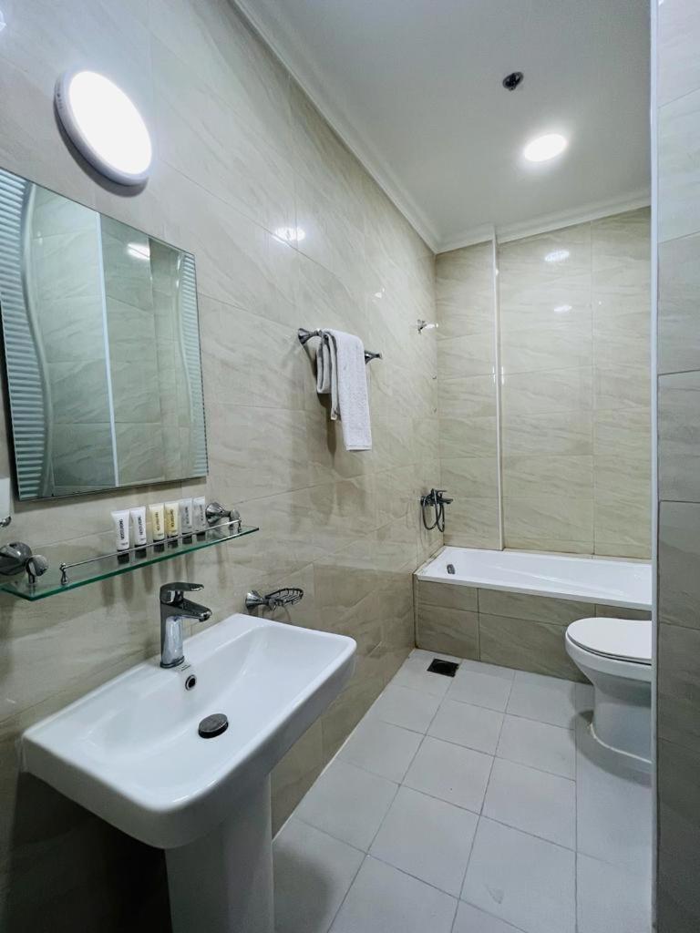 Chelsea Gardens Apartment Doha Luaran gambar